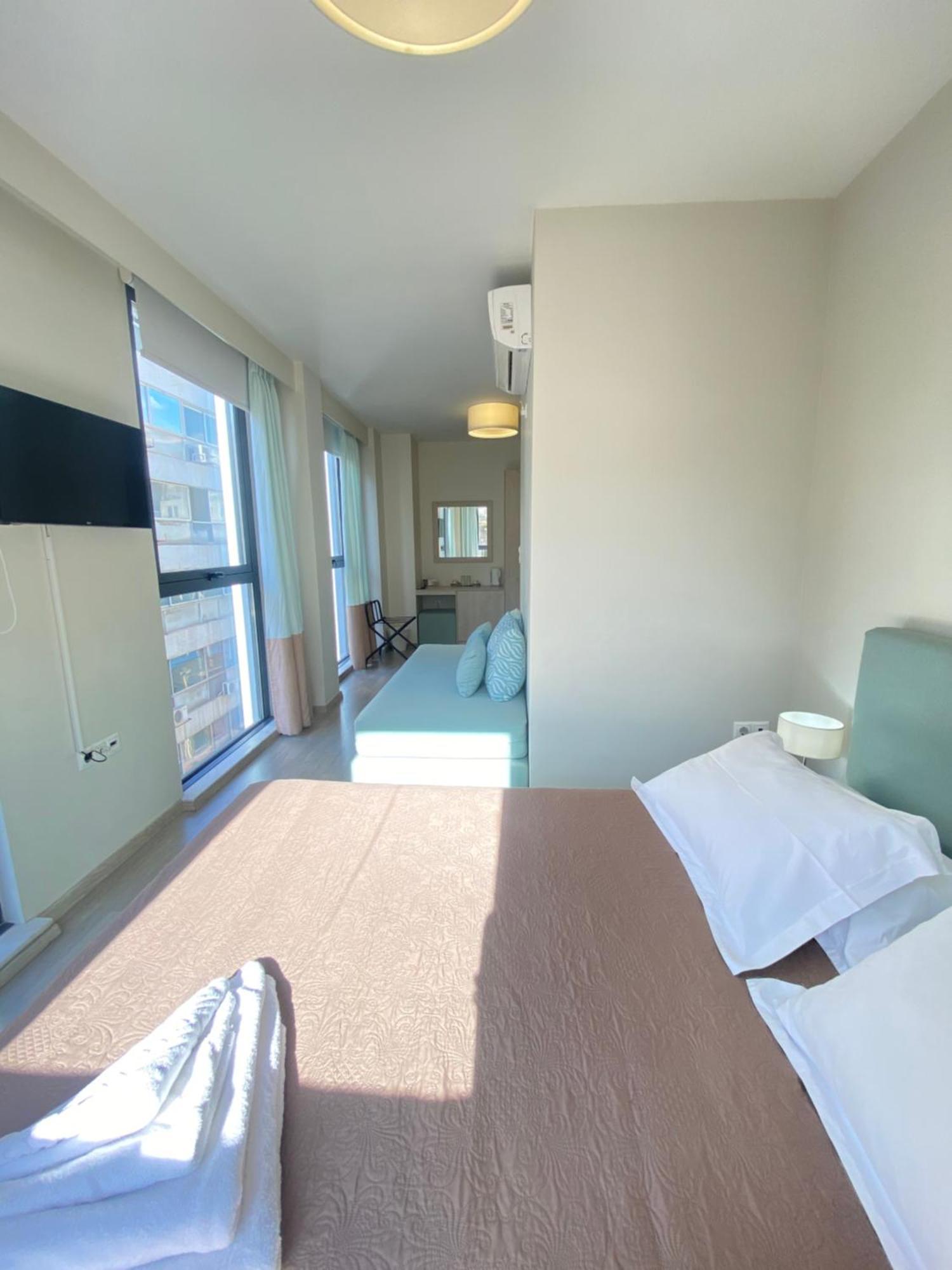 ทินส์ บูทิก สวีท Hotel เอเธนส์ ภายนอก รูปภาพ