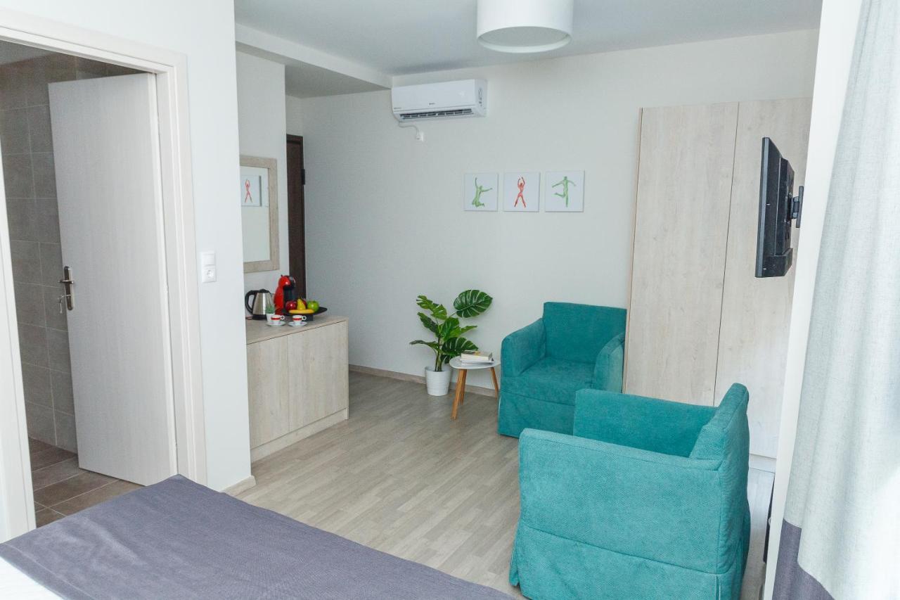 ทินส์ บูทิก สวีท Hotel เอเธนส์ ภายนอก รูปภาพ